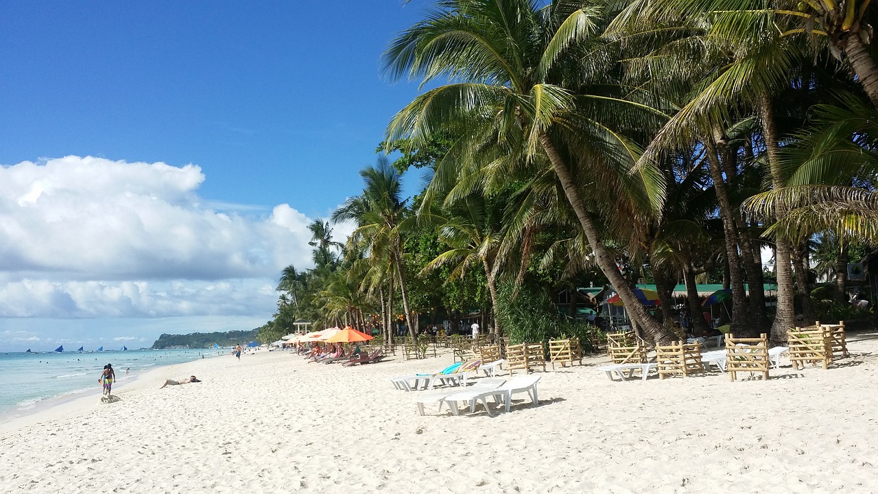 Esperienza Completa a Boracay: Tour delle Isole, Avventure Acquatiche e Cene Indimenticabili